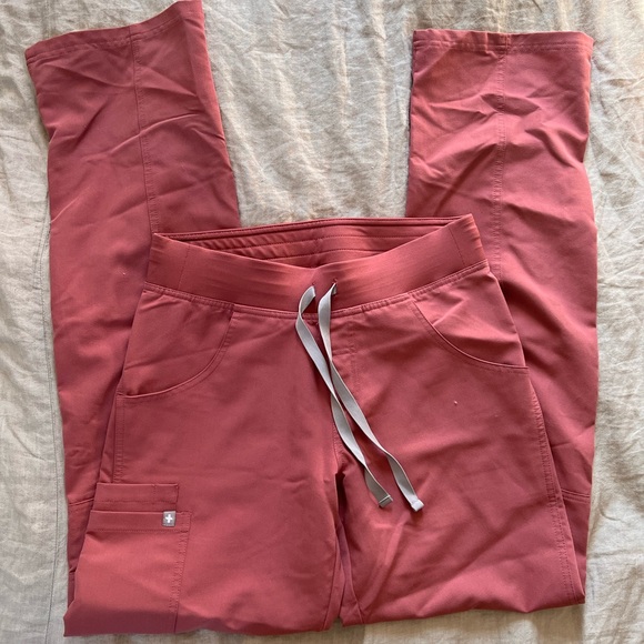 FIGS | ‘Mauve’ Kade Scrub Pants - Picture 4 of 4